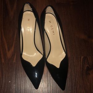Kitten heel pumps - Size 7.5